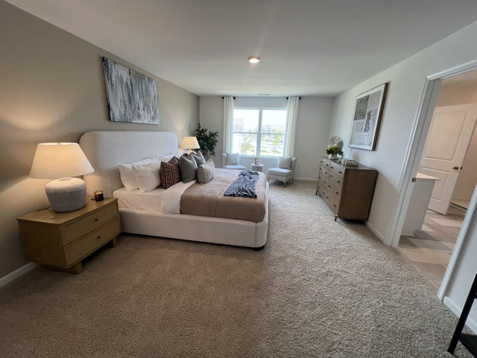 Hayden model: owner's suite